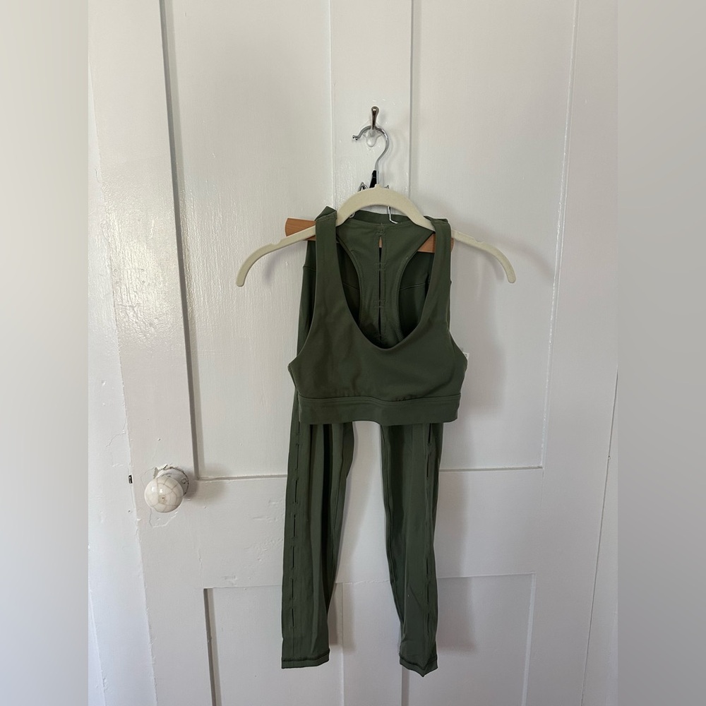 aerie offline green workout set